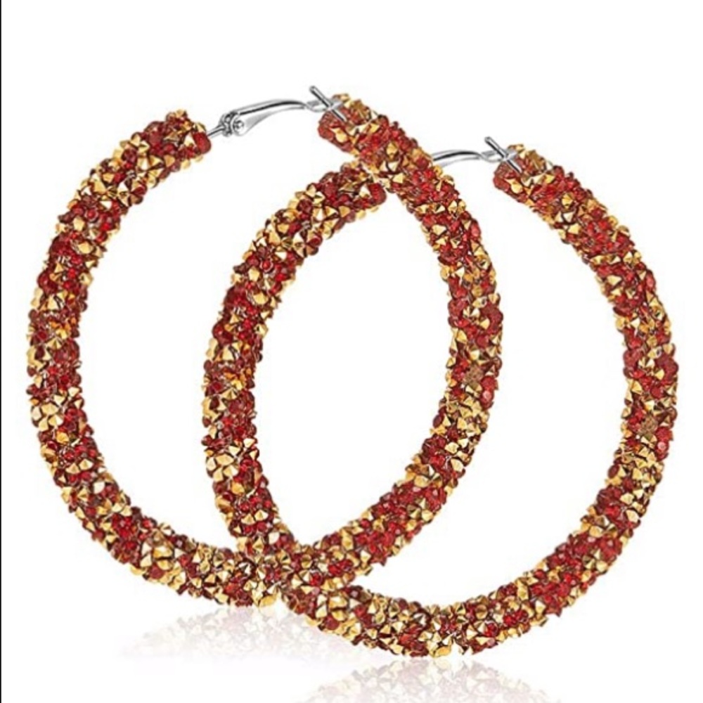 Lia  (All Earrings 5/$30)